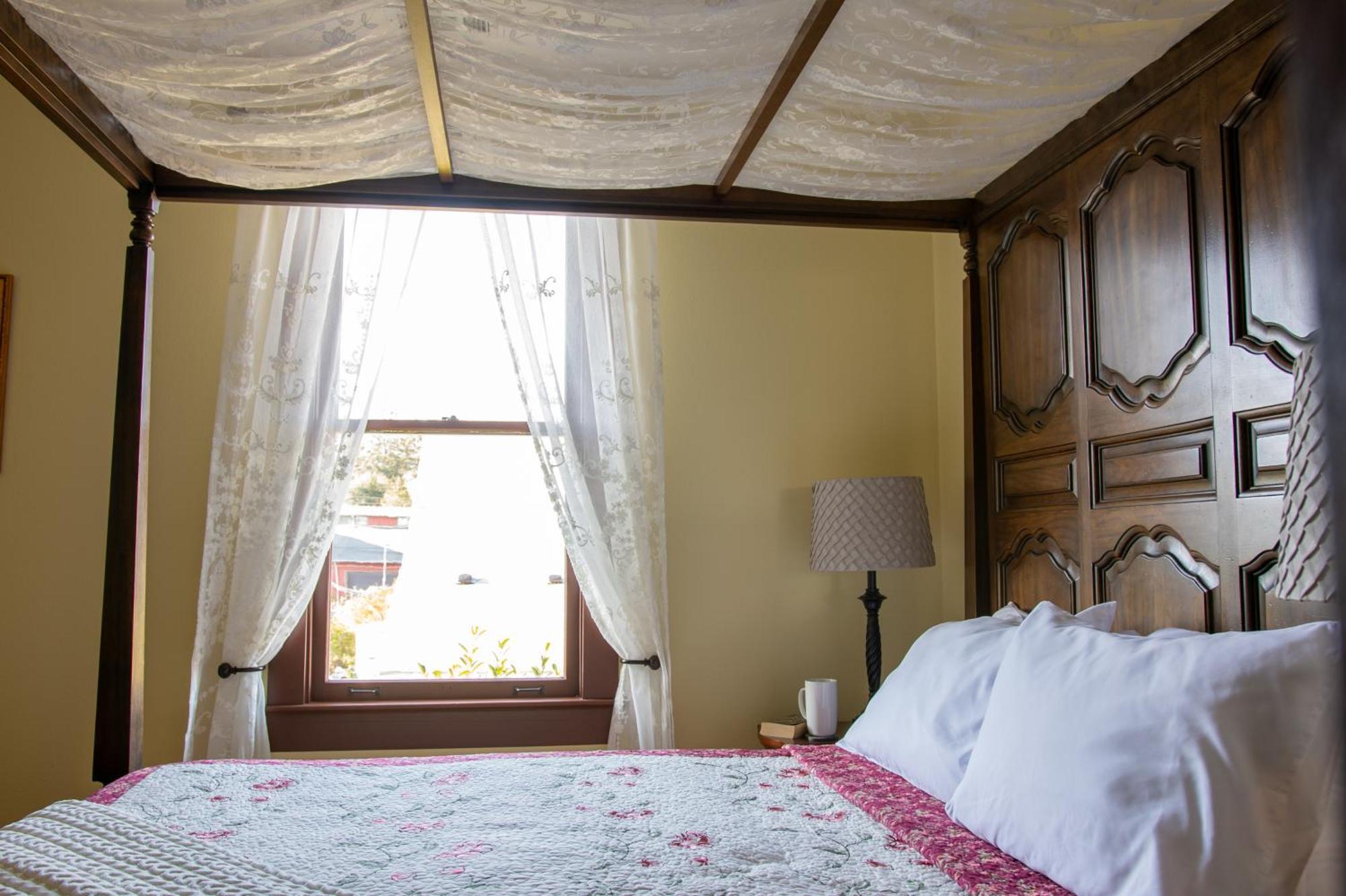 The Pearl Inn Bed And Breakfast Ilwaco 外观 照片