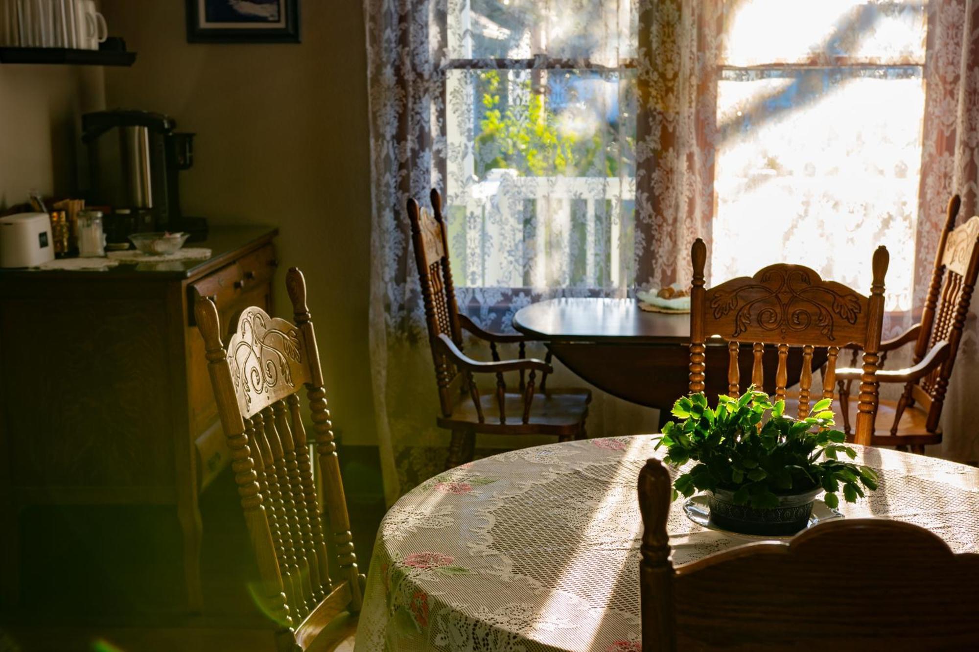 The Pearl Inn Bed And Breakfast Ilwaco 外观 照片